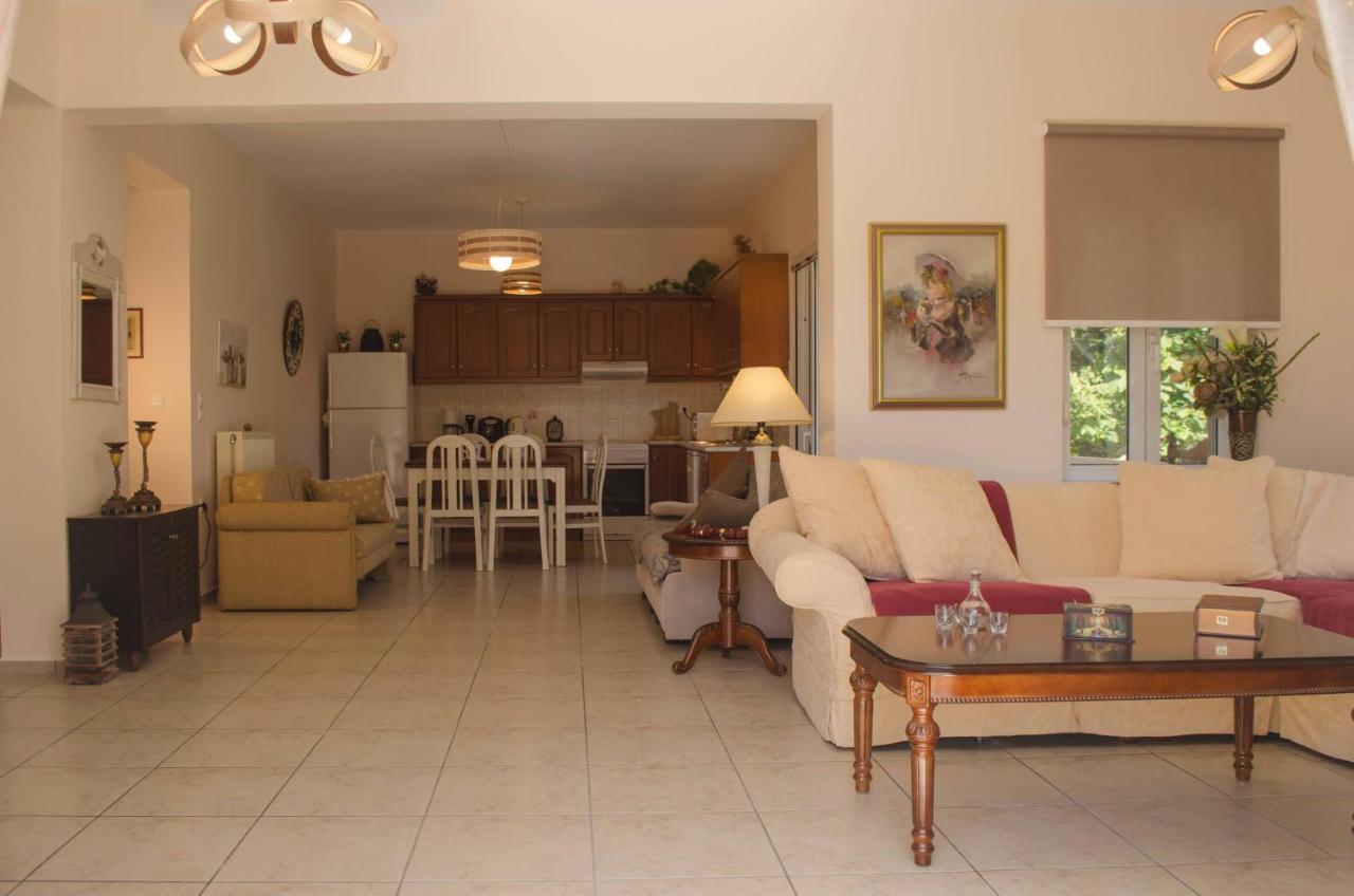Villa Aretaki Kalamaki  Bagian luar foto